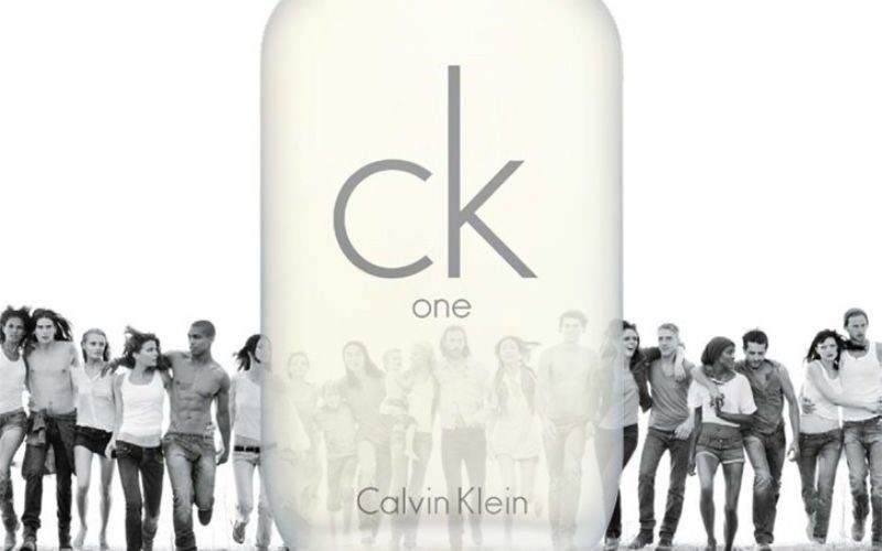 CK One tiên phong cho hương nước hoa unisex